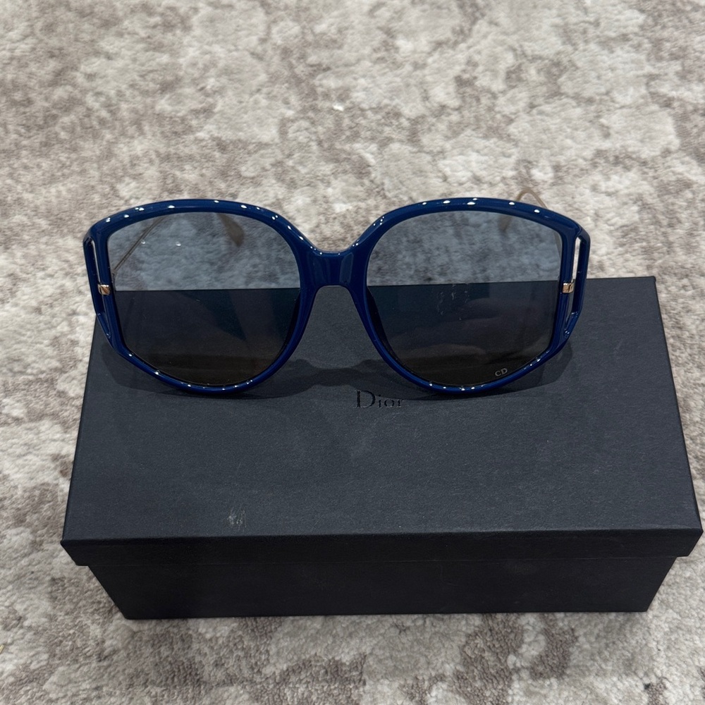 Dior Women's Navy Sunglasses